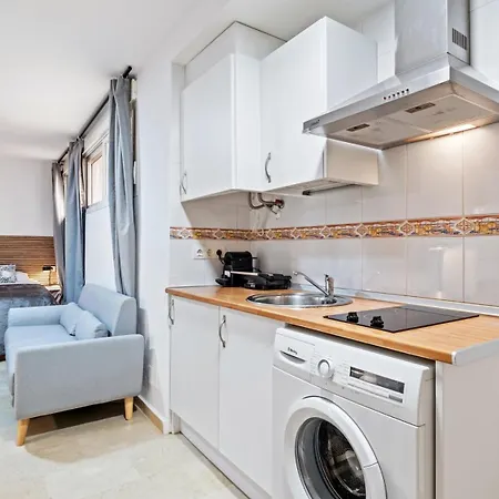 Apartamento Modern And Comfortable Málaga
