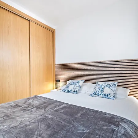 Modern And Comfortable *