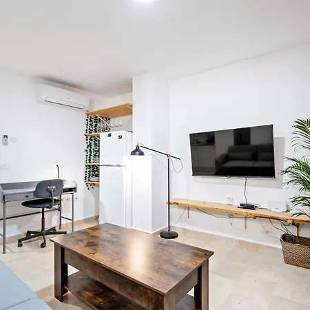 Modern And Comfortable Malaga
